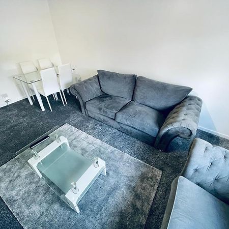 Modern 2 Bedroom Apartment With Free Parking Γλασκώβη Εξωτερικό φωτογραφία
