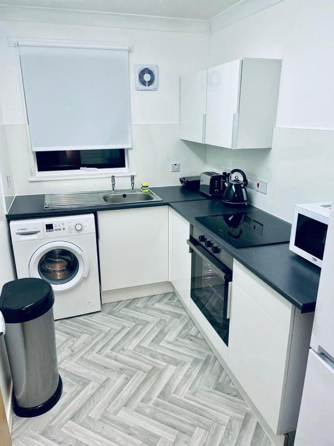 Modern 2 Bedroom Apartment With Free Parking Γλασκώβη Εξωτερικό φωτογραφία
