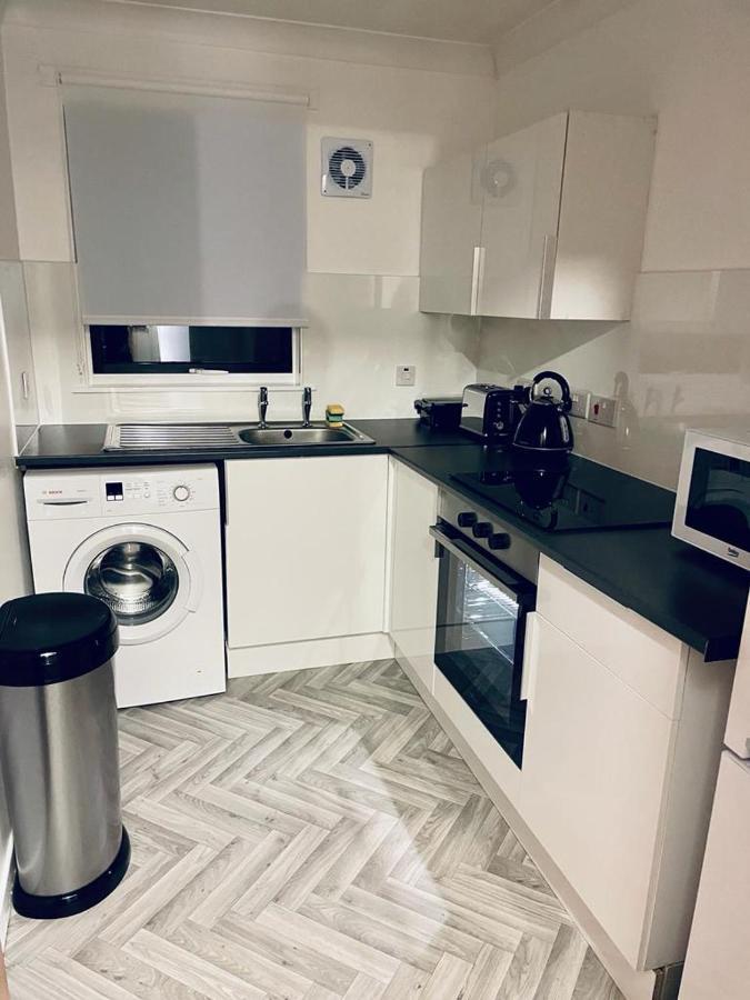 Modern 2 Bedroom Apartment With Free Parking Γλασκώβη Εξωτερικό φωτογραφία