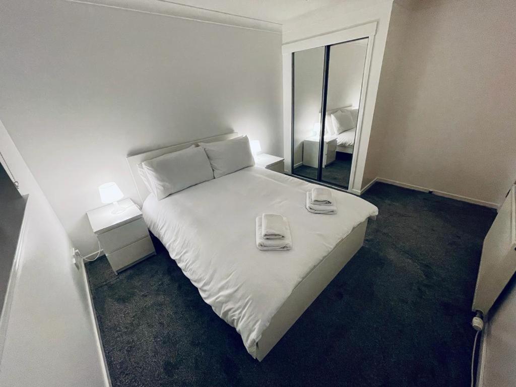 Modern 2 Bedroom Apartment With Free Parking Γλασκώβη Εξωτερικό φωτογραφία