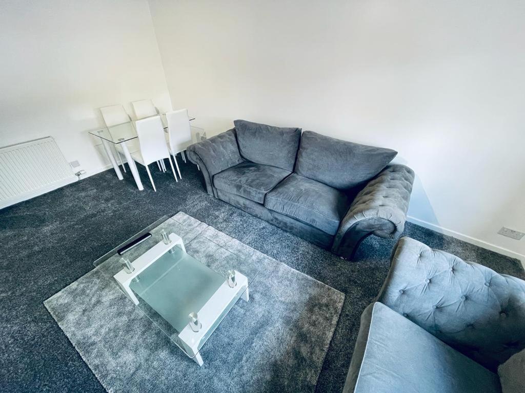 Modern 2 Bedroom Apartment With Free Parking Γλασκώβη Εξωτερικό φωτογραφία