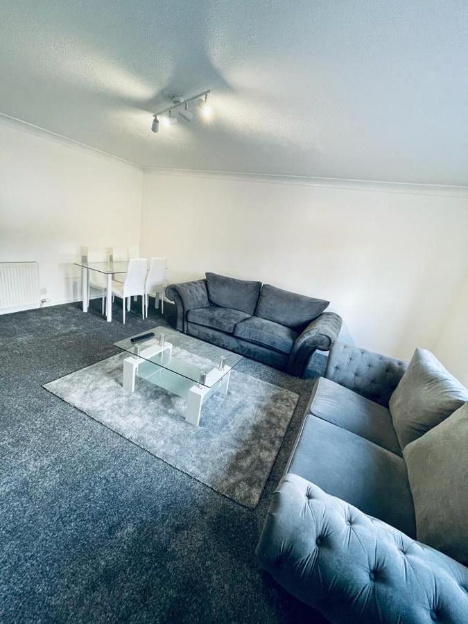 Modern 2 Bedroom Apartment With Free Parking Γλασκώβη Εξωτερικό φωτογραφία