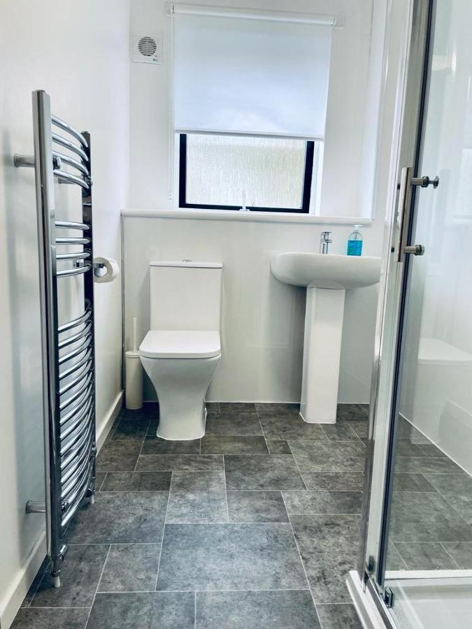 Modern 2 Bedroom Apartment With Free Parking Γλασκώβη Εξωτερικό φωτογραφία
